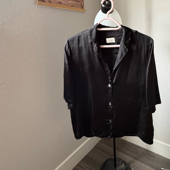 Wilfred Satin Button Up Blouse - Aritzia - Picture 3 of 4